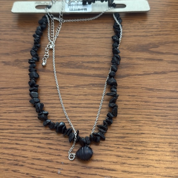 NWT Urban Outfitters Black and Silver Layered Necklace - Picture 3 of 3